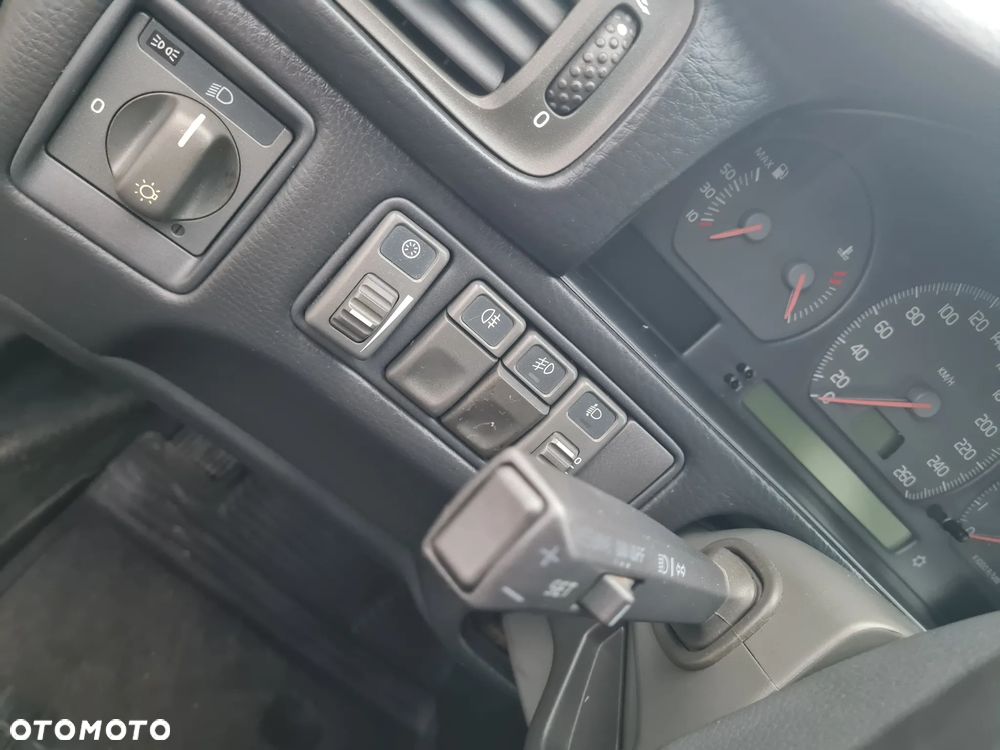 Volvo V70 - 35