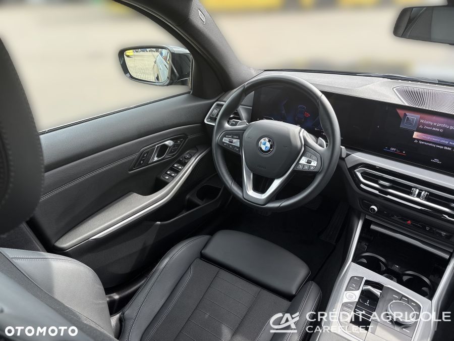 BMW Seria 3 318i - 21