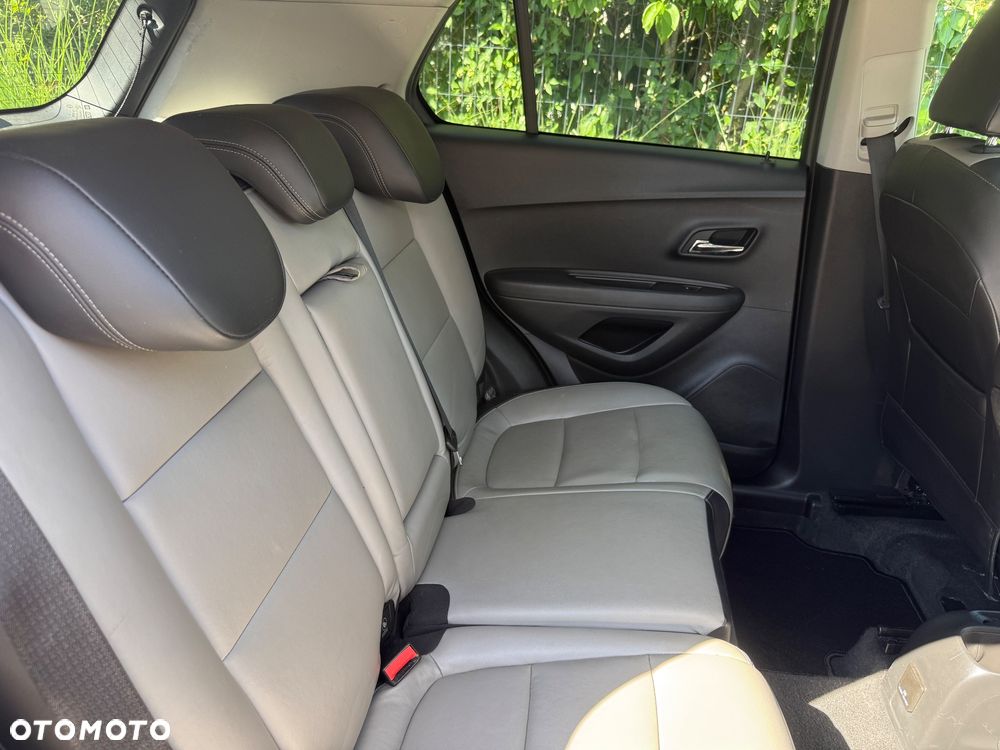 Chevrolet Trax 1.4 T LS - 19