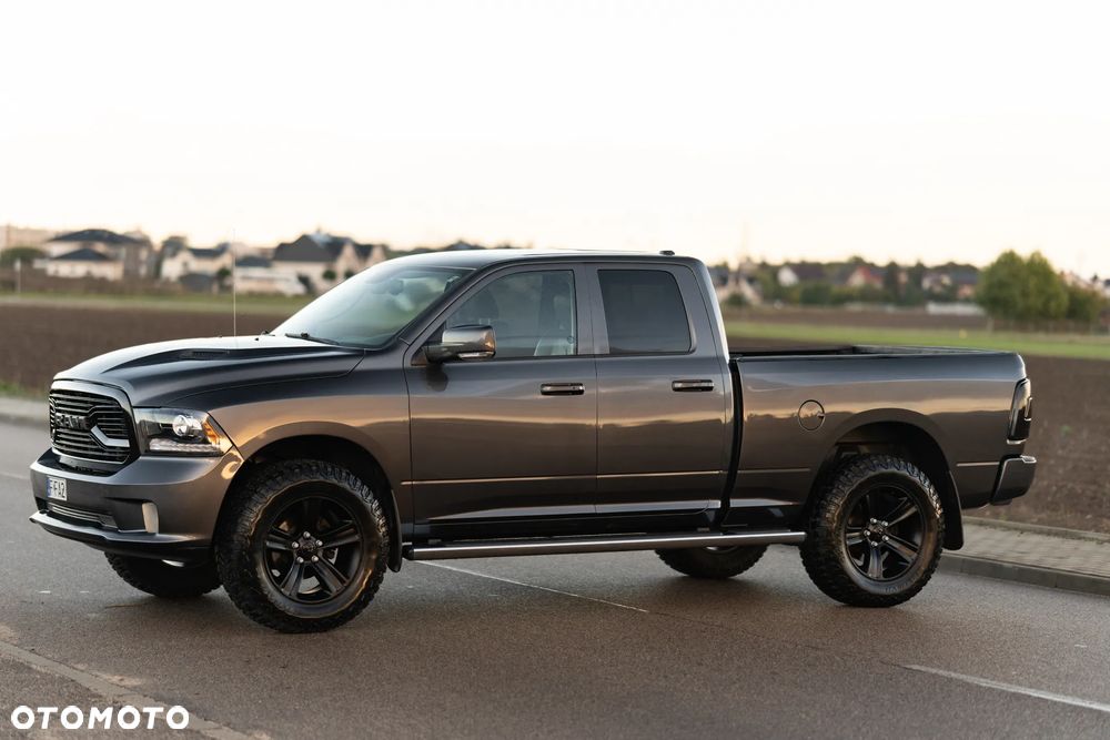 Dodge RAM 5.7 4x4 - 31