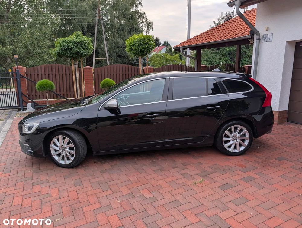 Volvo V60 D4 Drive-E R-Design Kinetic - 9