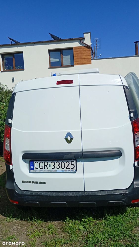 Renault Express - 4