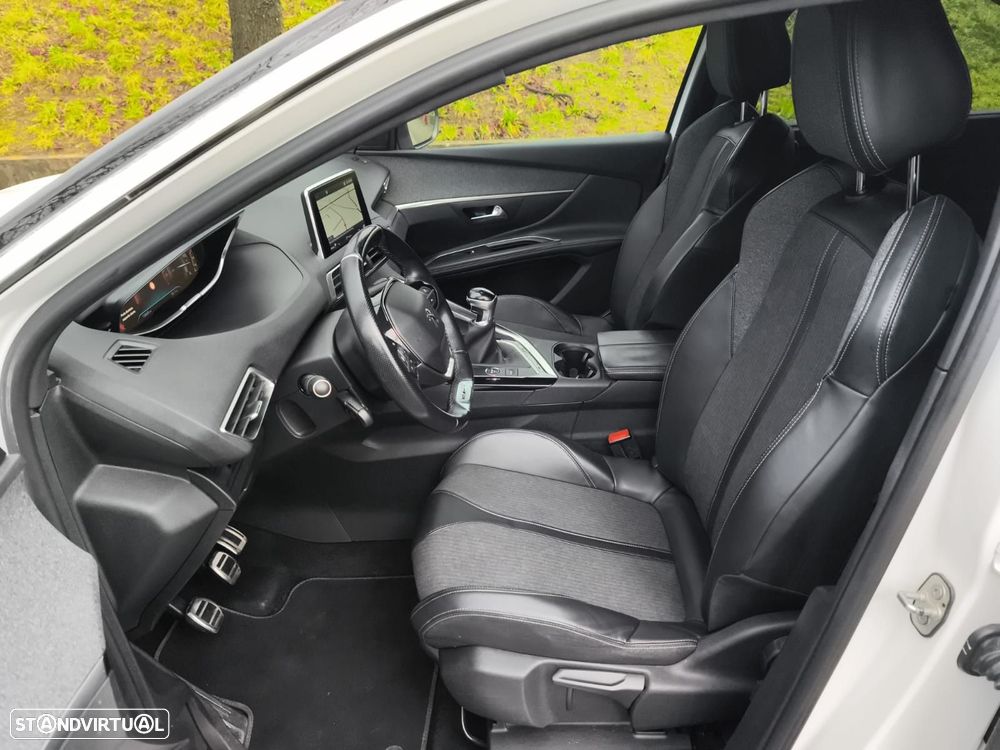 Peugeot 5008 1.5 BlueHDi GT Line - 12