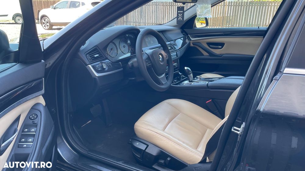 BMW Seria 5 520d - 5