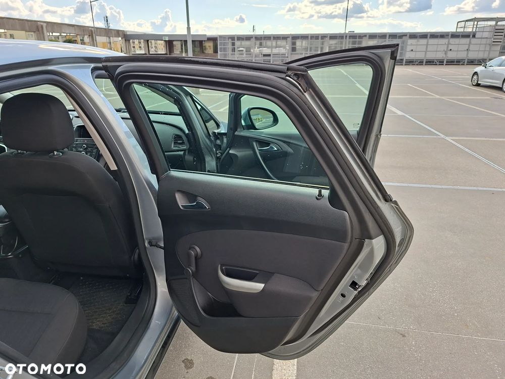 Opel Astra 1.4 Essentia - 16