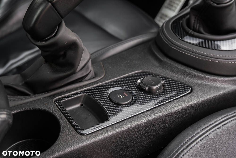 Peugeot RCZ 1.6 200 THP - 24