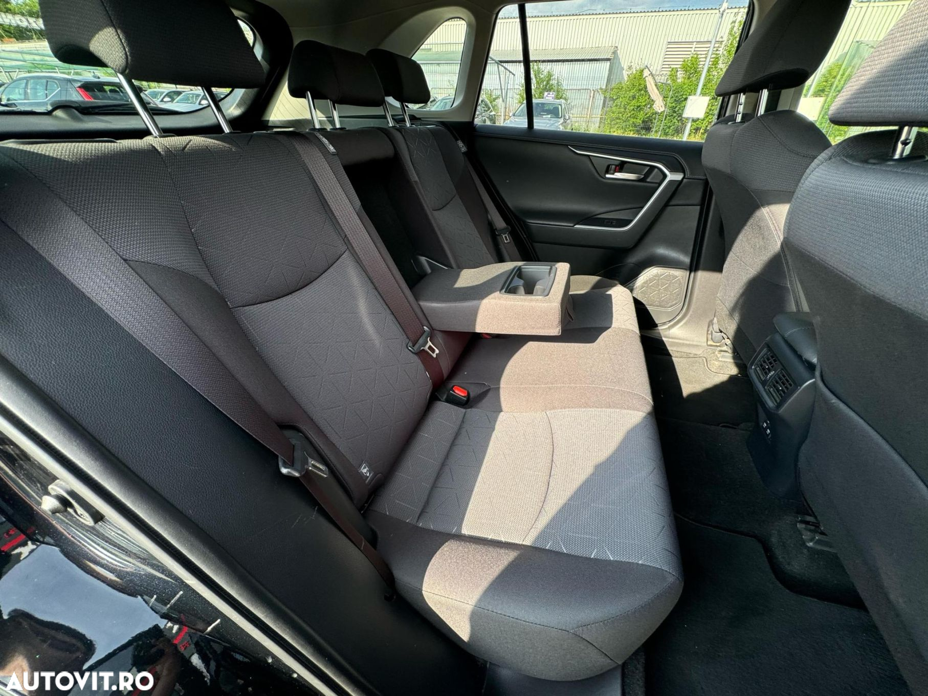 Toyota RAV4 2.0P CVT AWD Dynamic - 18