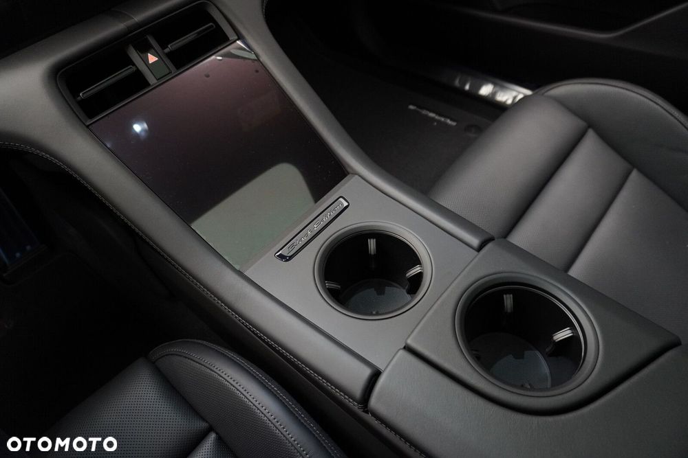 Porsche Taycan 105kWh 4S Performance Plus - 21