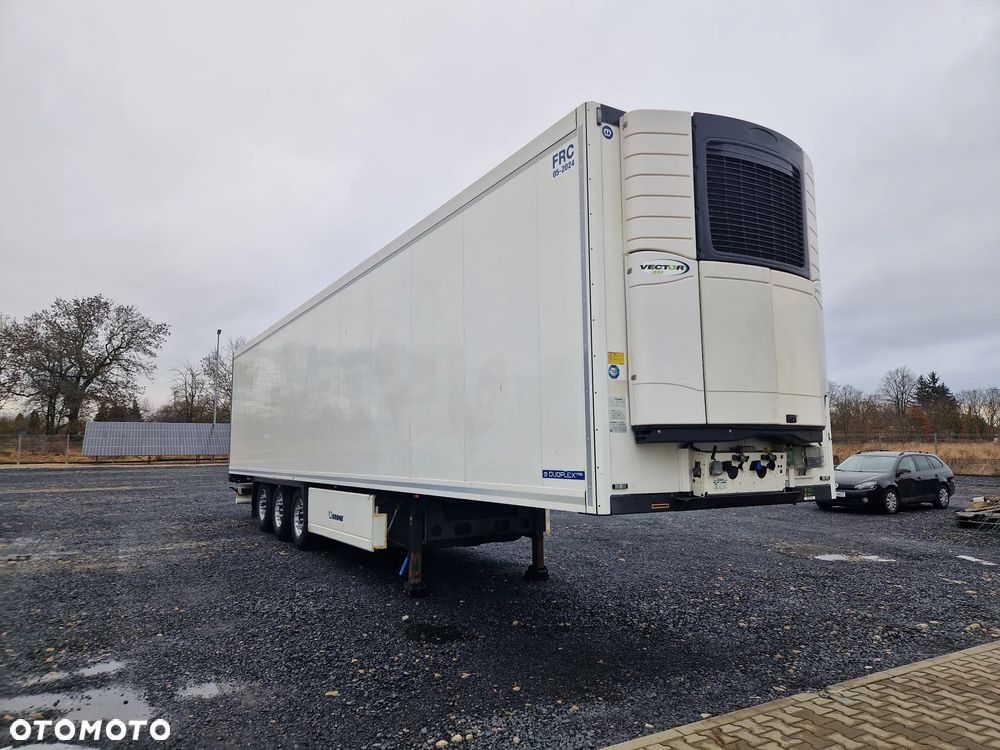 Krone SD CHŁODNIA/ DOPPELSTOCK/ CARRIER VECTOR 1950/ PODNOSZONA OŚ - 2