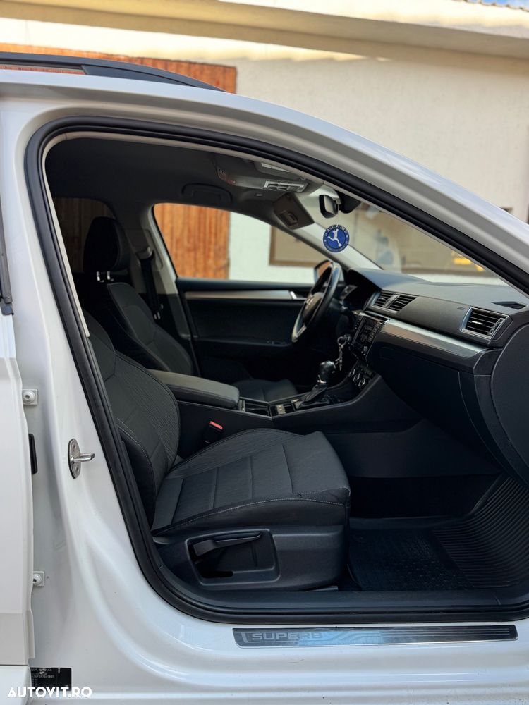 Skoda Superb 2.0 TDI DSG Active - 8