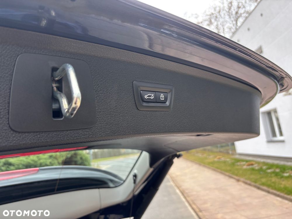 BMW Seria 2 218d Sport-Aut Advantage - 12