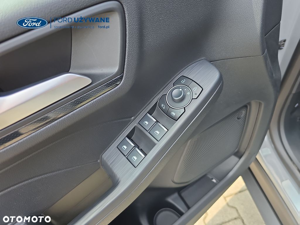 Ford Kuga - 26