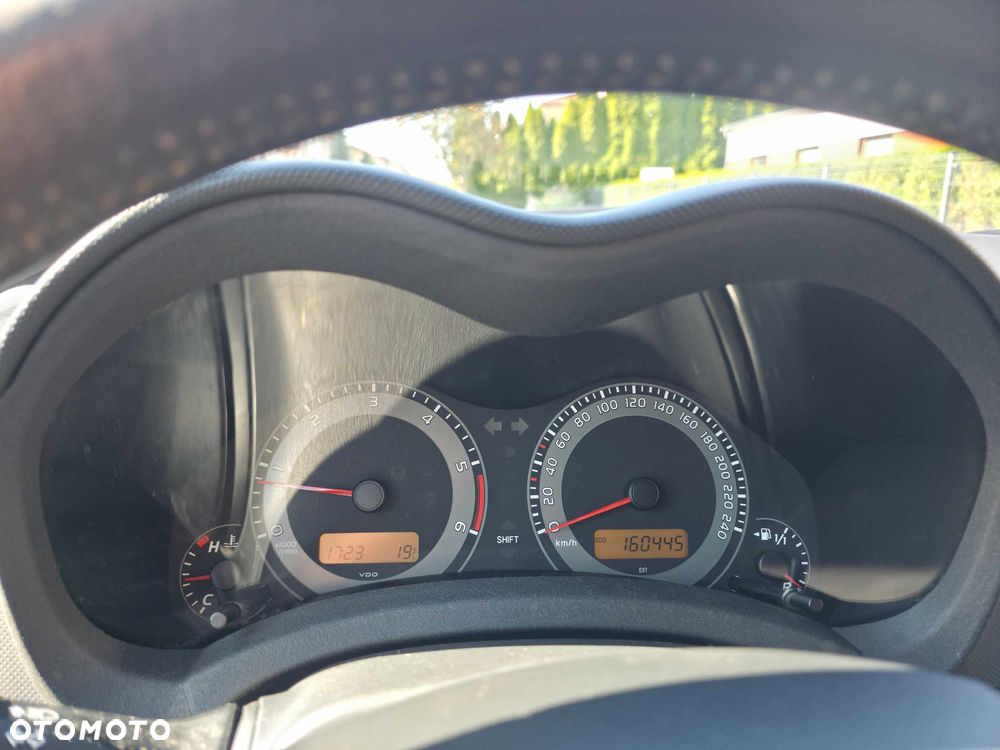 Toyota Auris - 18