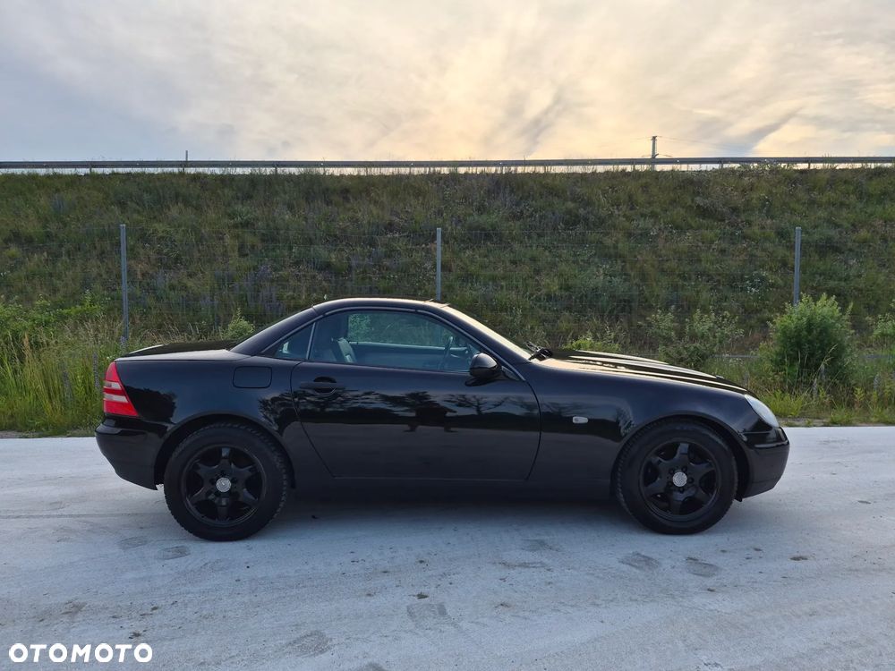 Mercedes-Benz SLK 200 - 16