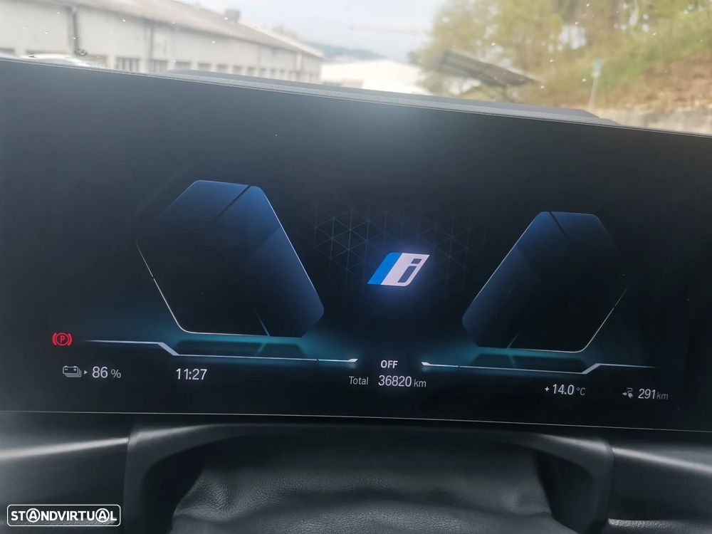 BMW i4 eDrive40 Pack Desportivo M - 18