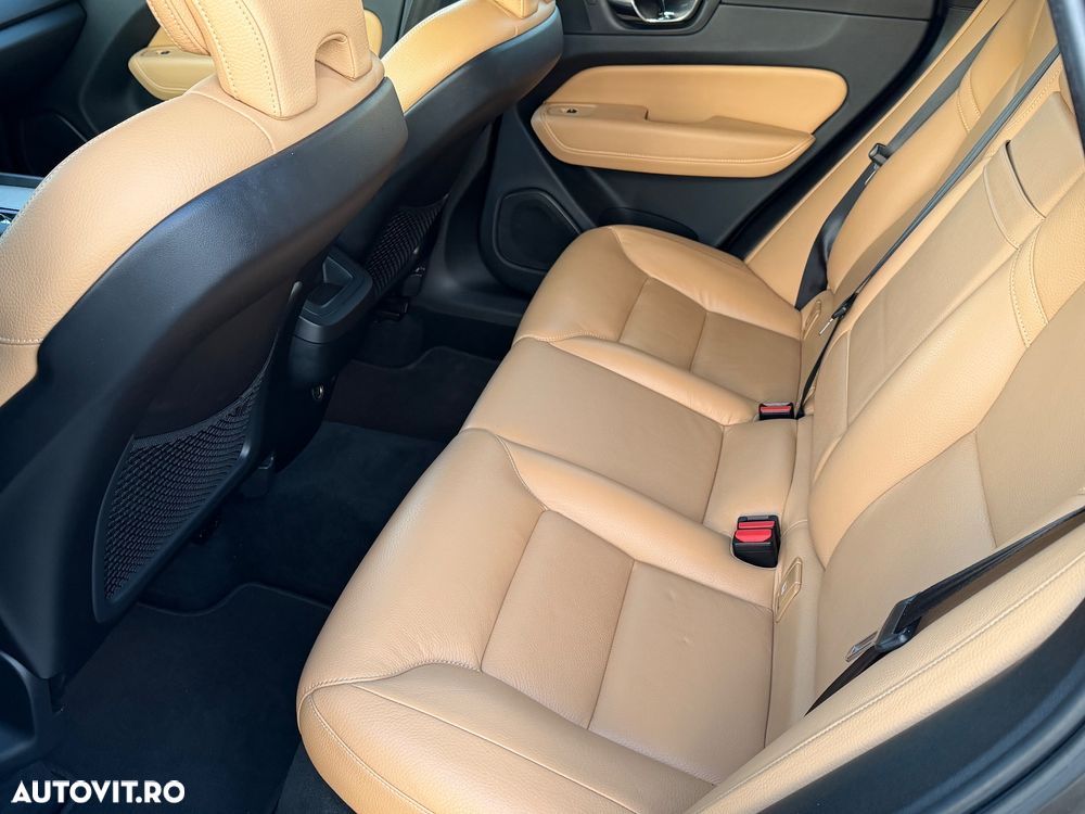 Volvo XC 60 D4 AWD Geartronic Inscription - 14