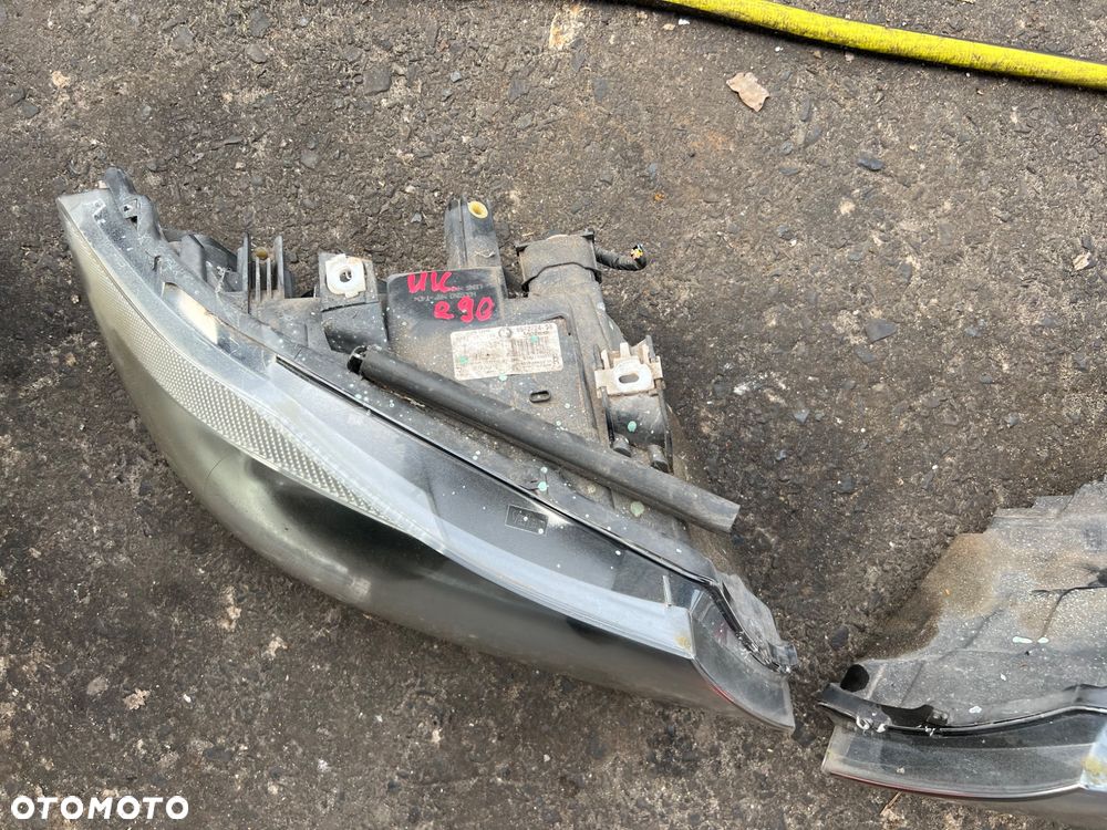 Lampy e90 e91 przed lift H7 zwykle ładne niezmatowiałe - 5