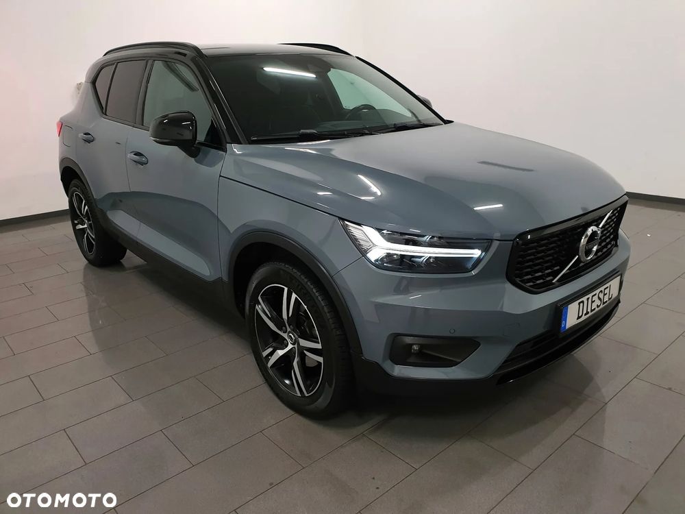 Volvo XC 40 D3 SCR R-Design - 3