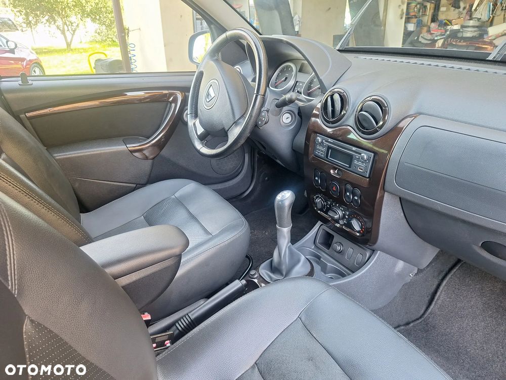 Dacia Duster 1.6 16V 4x2 Prestige - 3