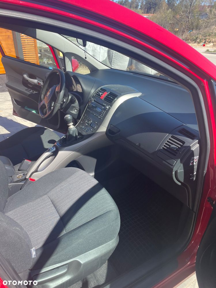 Toyota Auris 1.6 Sol - 12