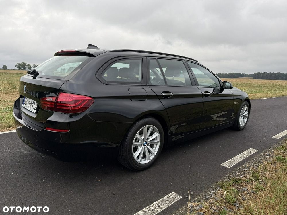 BMW Seria 5 530d Sport-Aut - 31