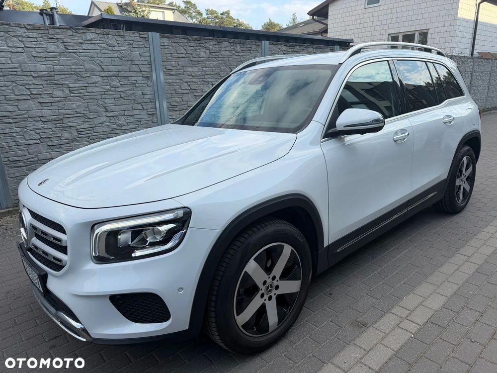 Mercedes-Benz GLB 250 4-Matic 8G-DCT - 4