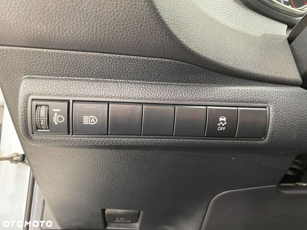 Toyota Corolla - 26