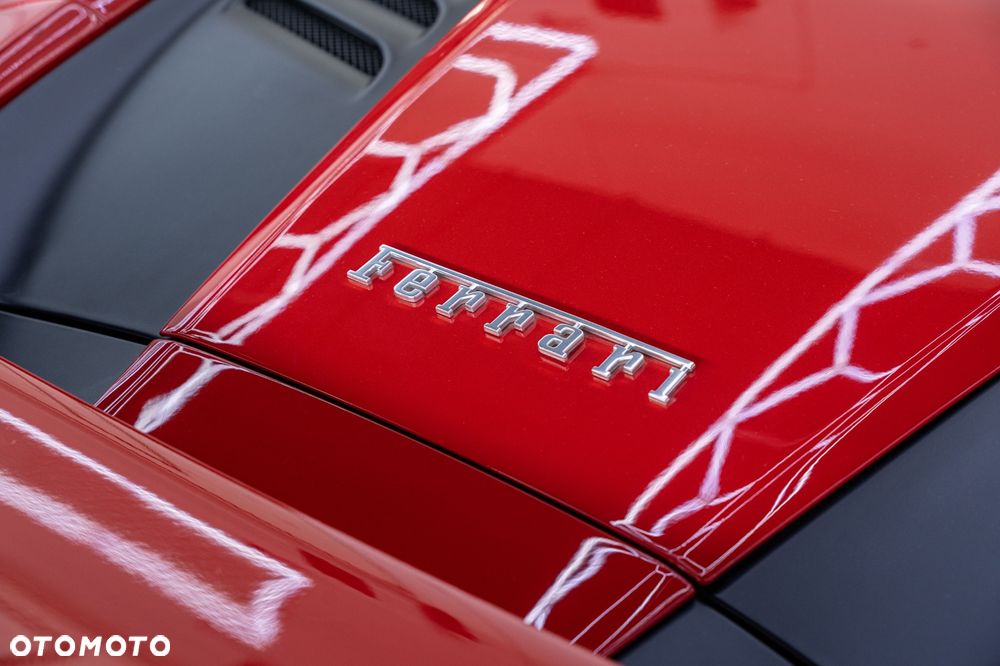 Ferrari F8 Spider 2022
