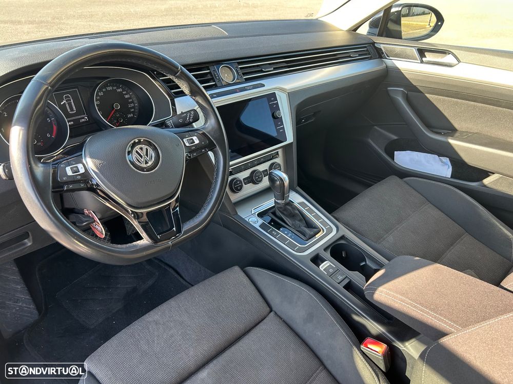 VW Passat Variant 2.0 TDI Business Package DSG - 6