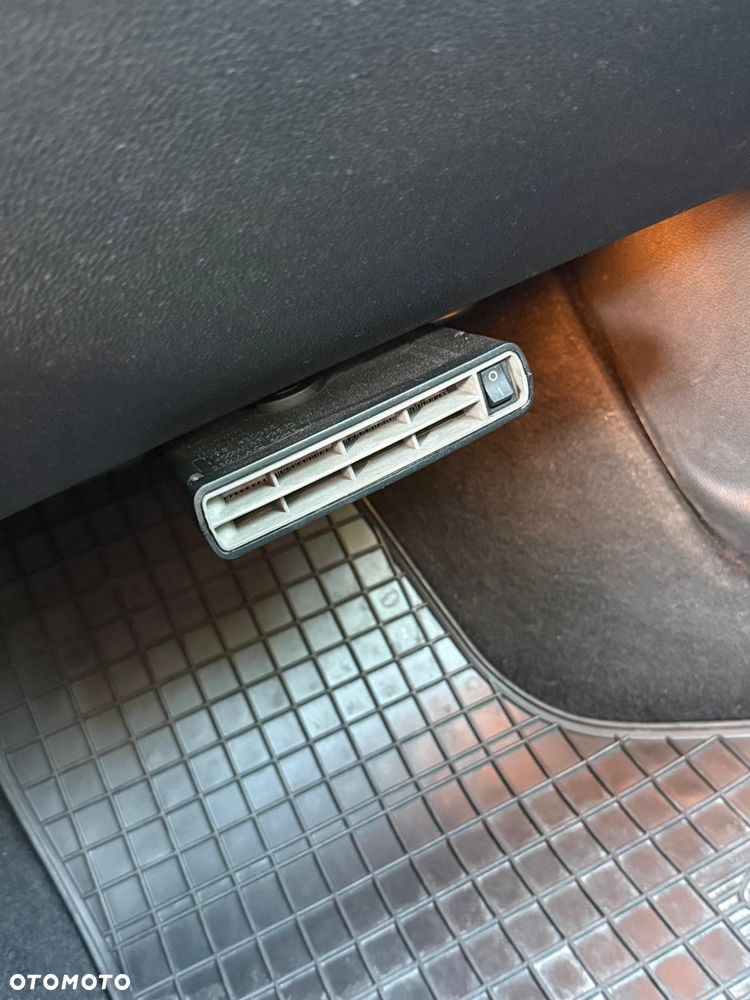 Skoda Superb 2.0 TDI PD Ambition - 18