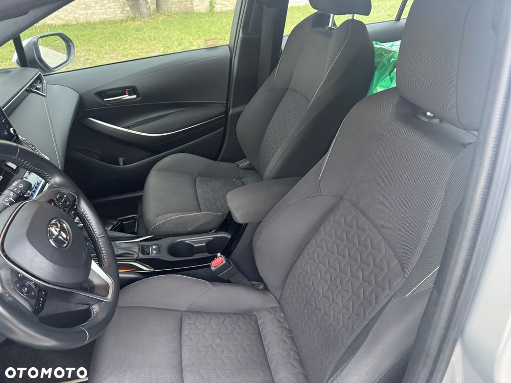 Toyota Corolla 1.8 Hybrid Comfort - 12
