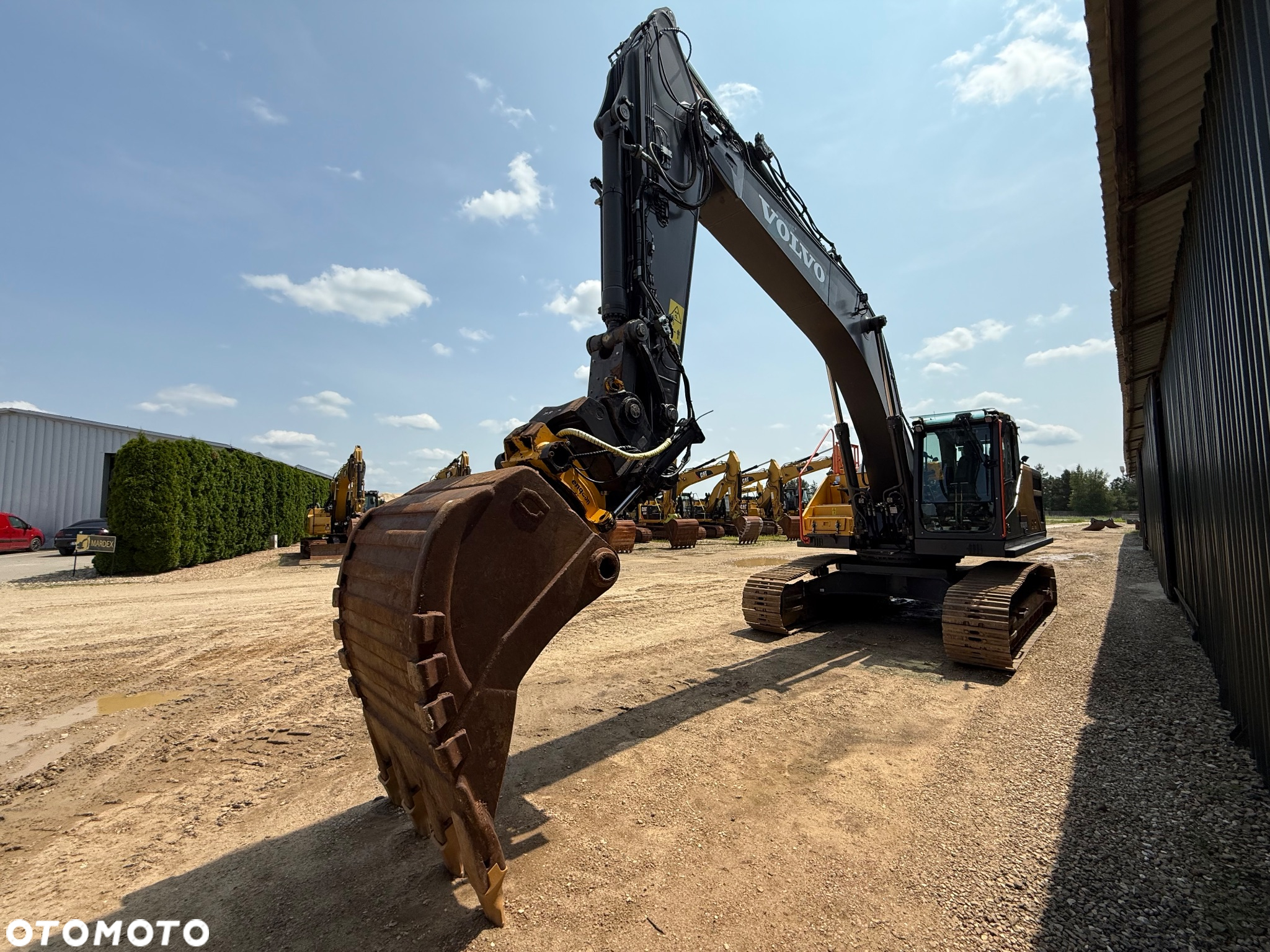 Volvo EC 300 EL - 2