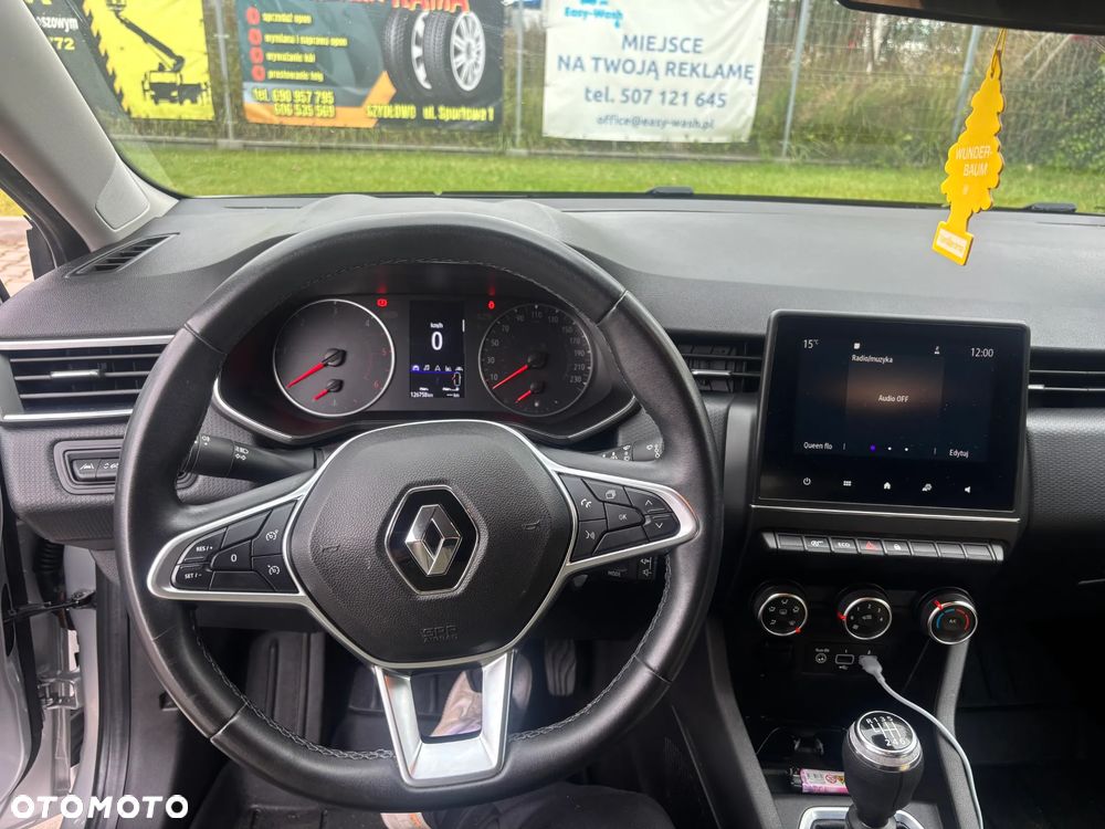 Renault Clio - 7