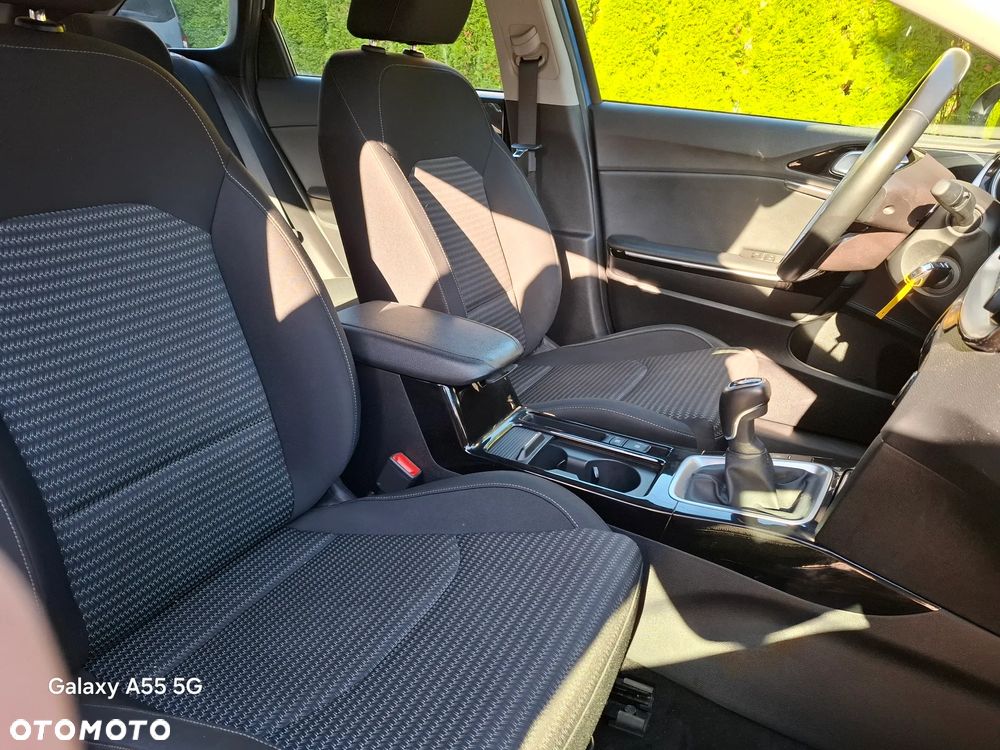Kia Ceed - 30