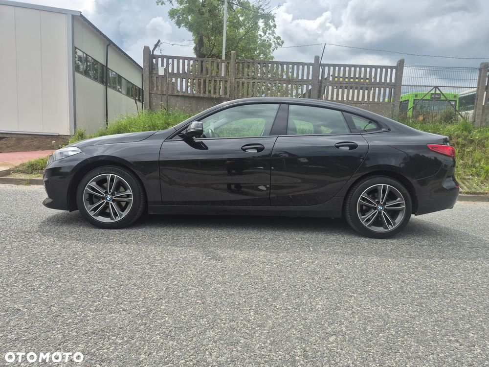 BMW Seria 2 216d Sport Line - 2
