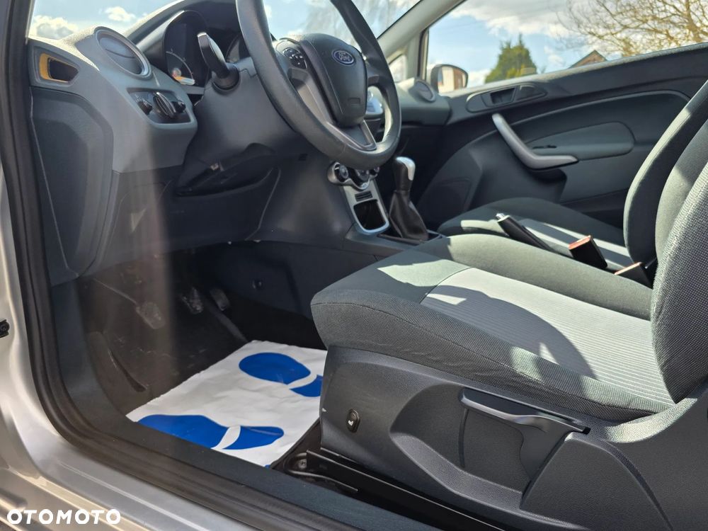 Ford Fiesta 1.25 Trend Edition - 11