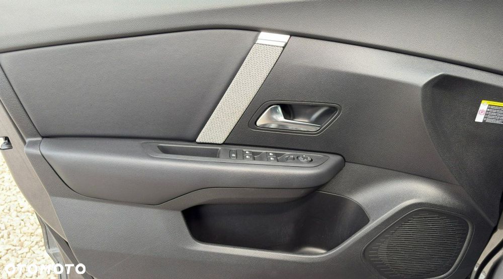 Citroën C4 PureTech 130 Stop&Start EAT8 PLUS - 14