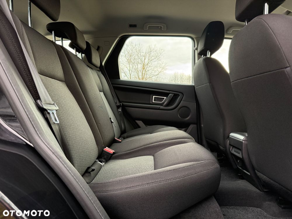 Land Rover Discovery Sport 2.0 TD4 HSE Luxury - 30