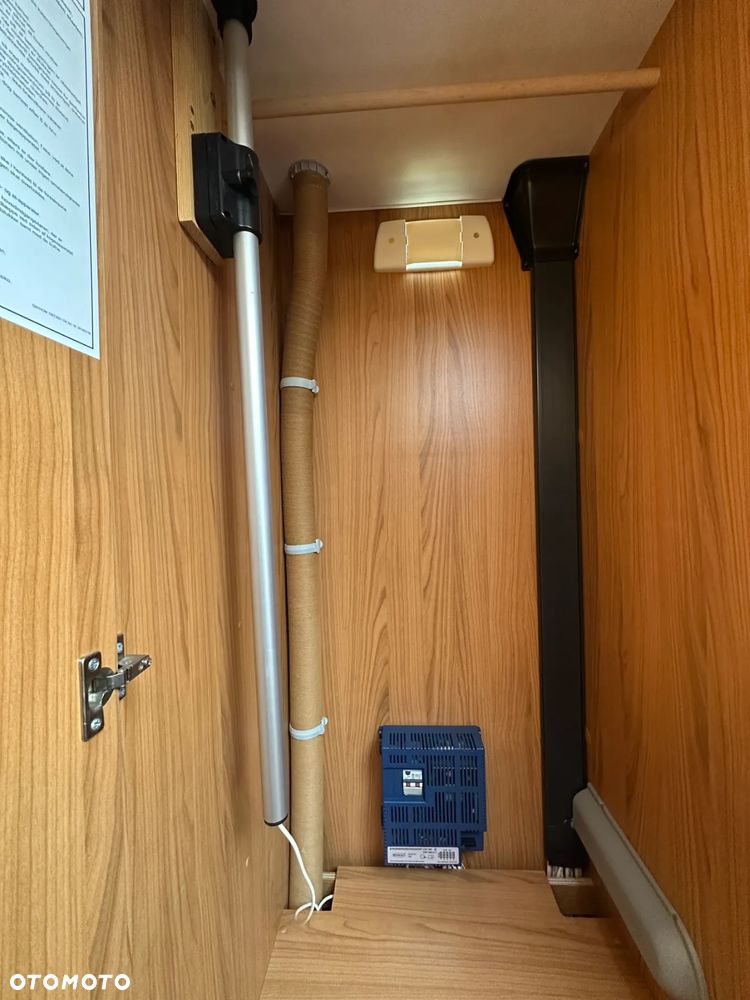 Burstner 460 TS BELCANTO z przedsionkiem Isabella i napędem !!! - 27