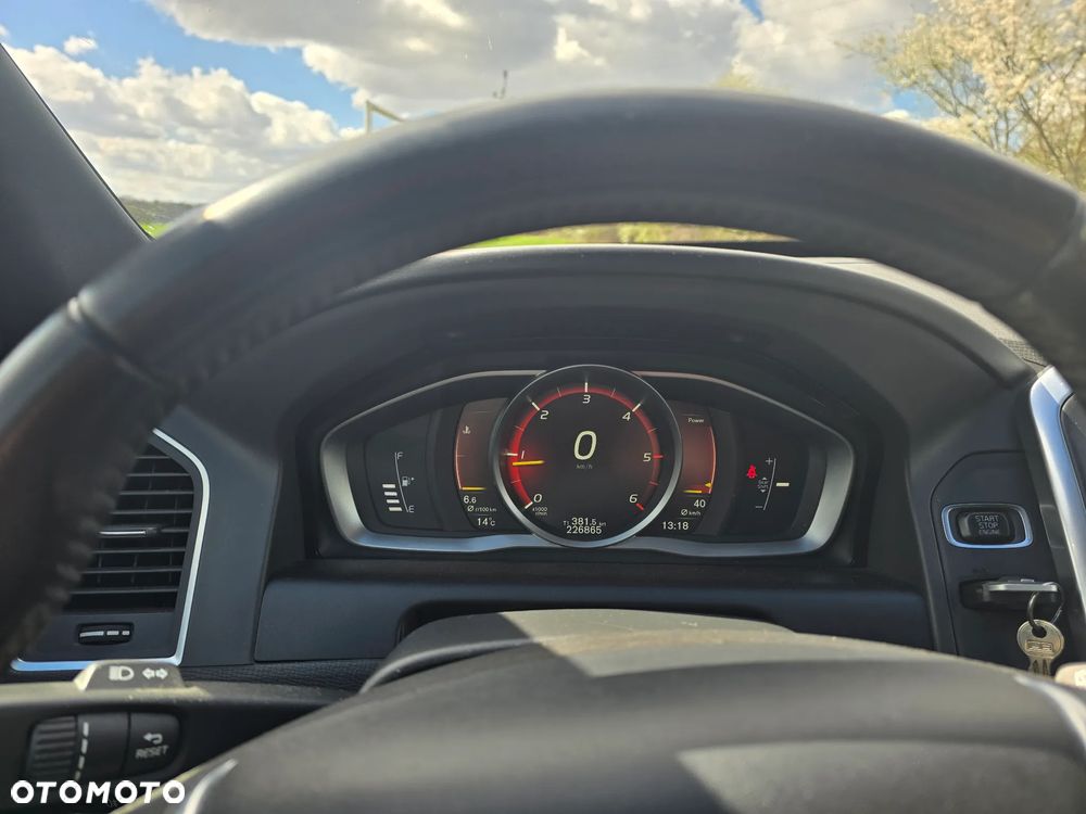 Volvo XC 60 D3 Inscription - 7