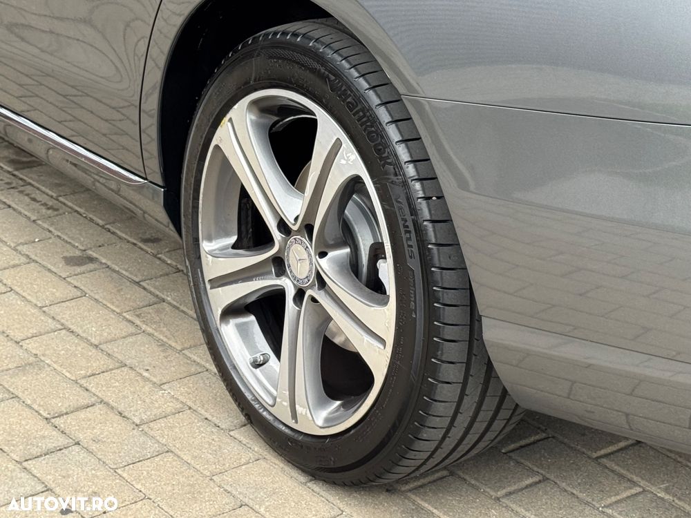 Mercedes-Benz E 220 d 4Matic 9G-TRONIC Avantgarde - 21