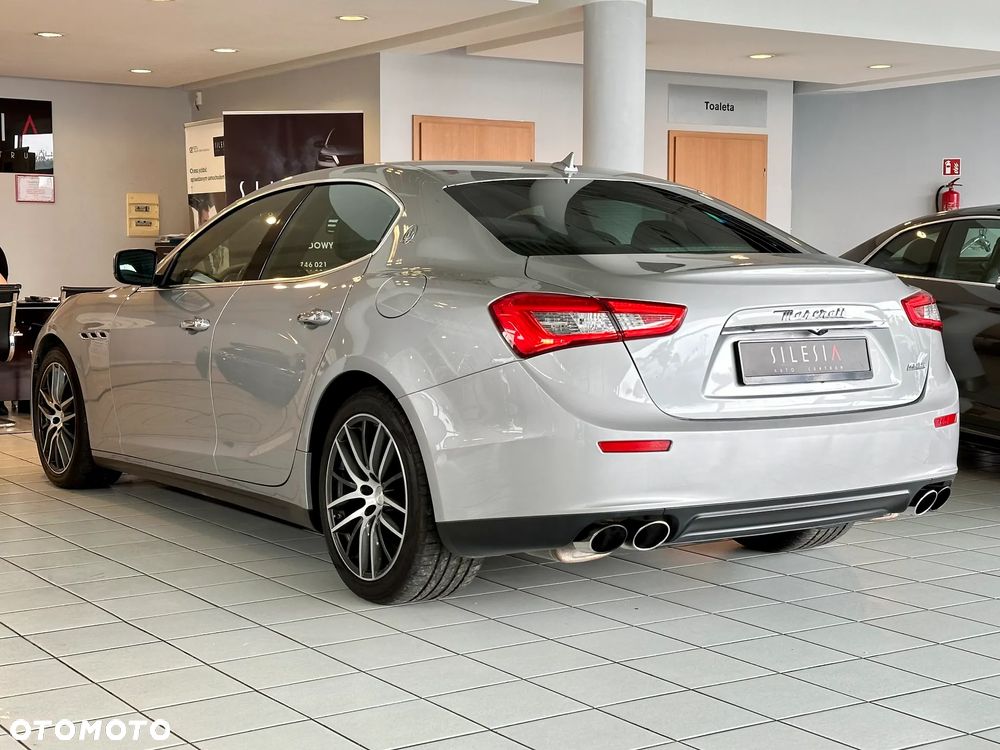 Maserati Ghibli - 4