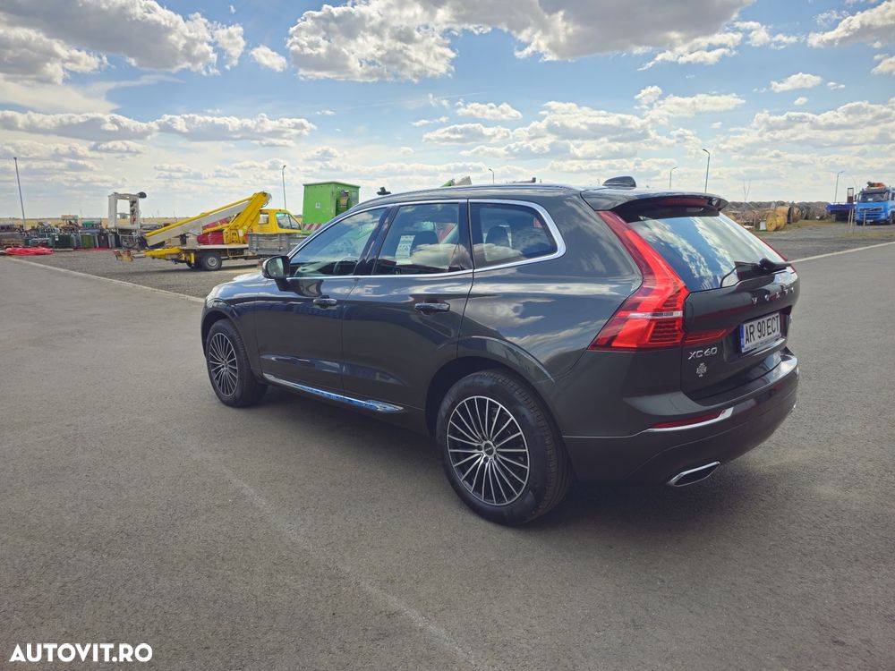 Volvo XC 60 B4 MHEV AWD Inscription - 9