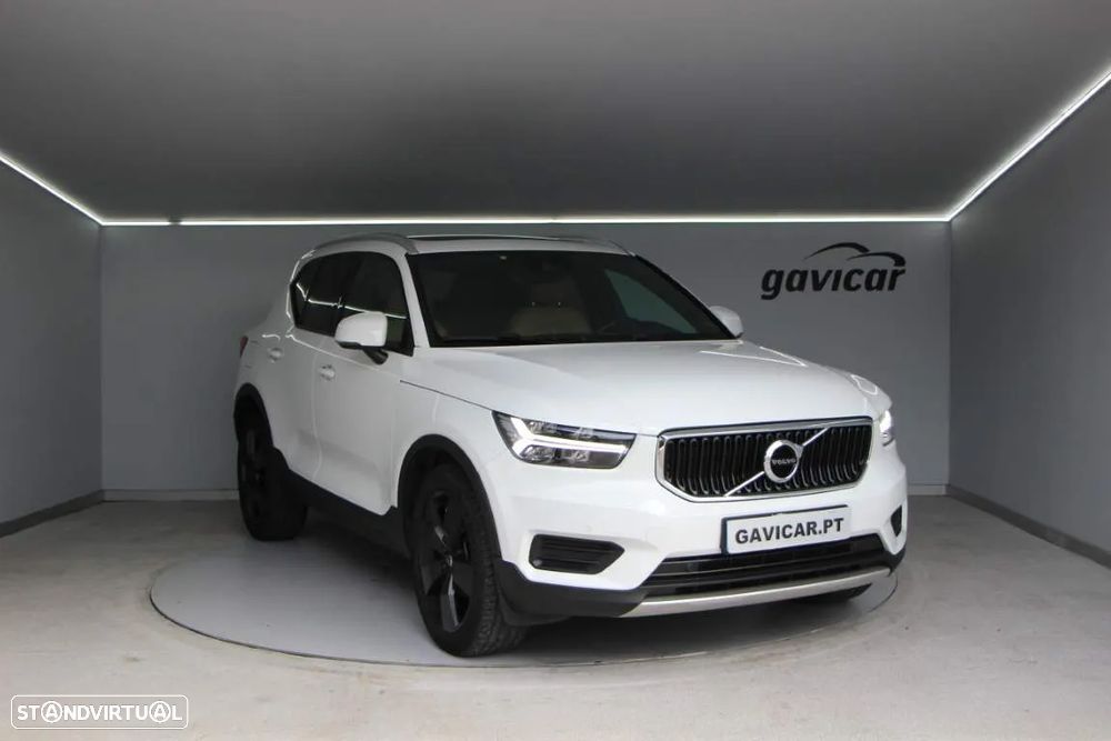Volvo XC 40 2.0 D3 Momentum Plus - 1
