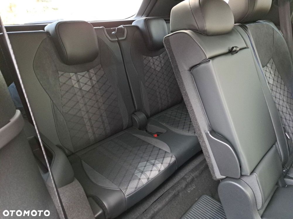 Volkswagen Tayron 2.0 TDI SCR 4Mot R-Line Plus DSG - 23
