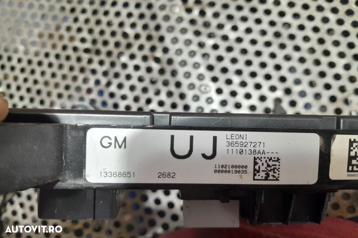 Panou sigurante bord 365927271 Opel Astra J [facelift] [2012 - 2018] - 4