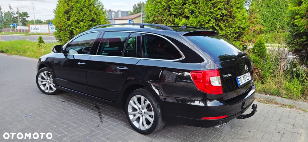 Skoda Superb 2.0 TDI 4x4 Elegance DSG - 9