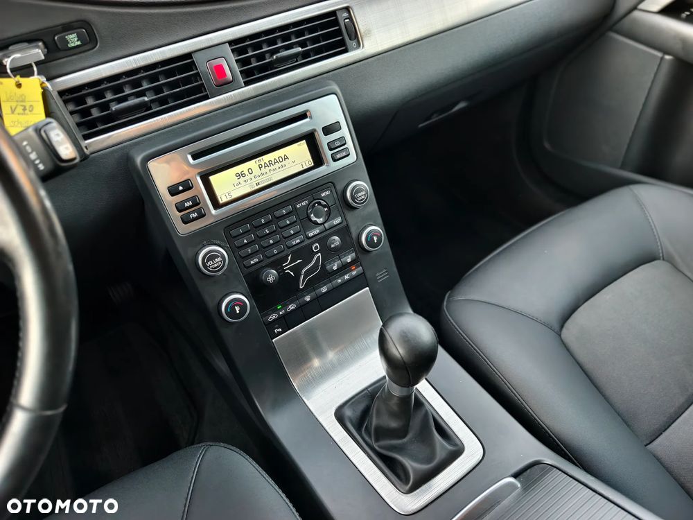 Volvo V70 2.0D Momentum - 15