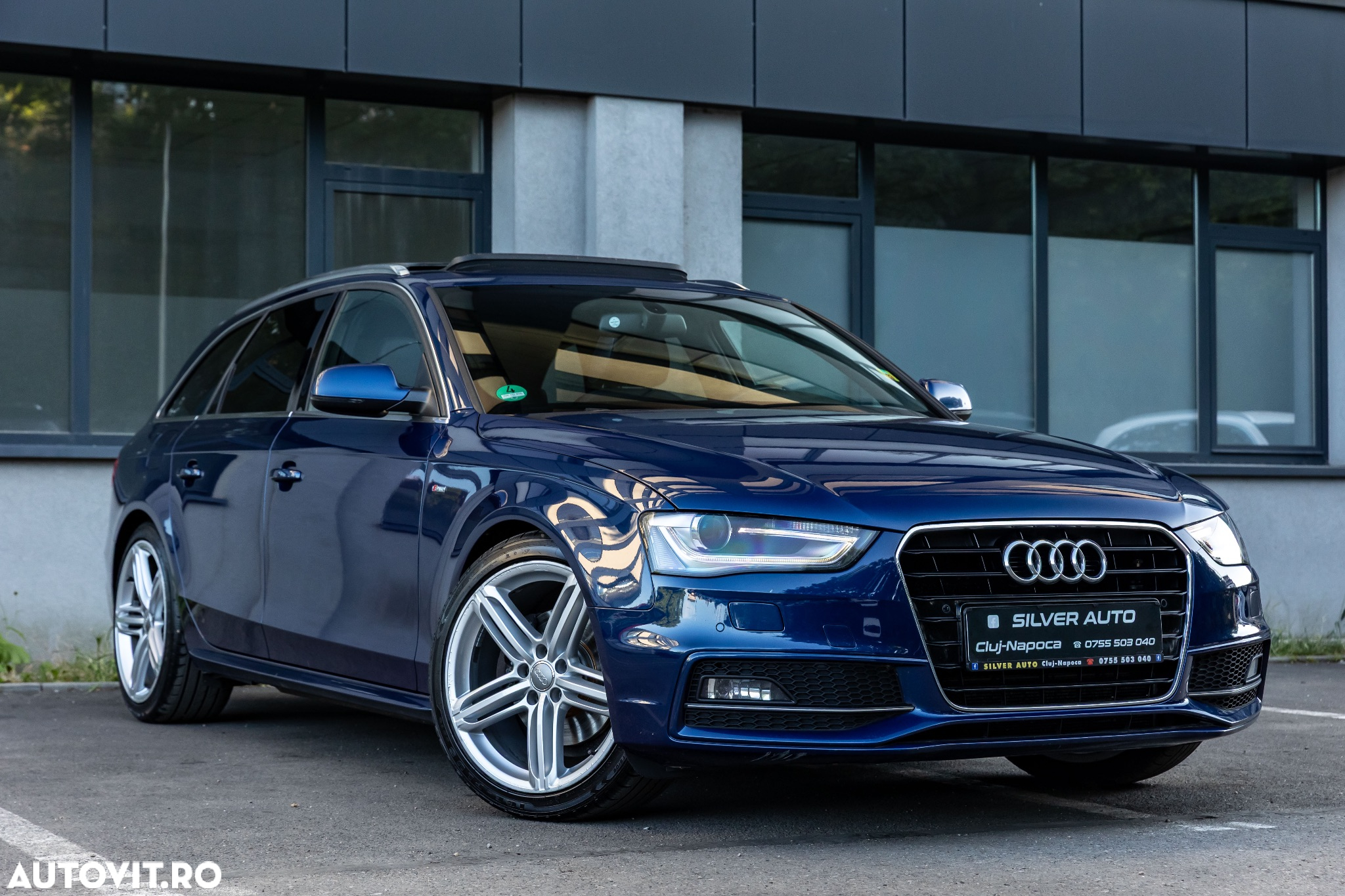 Audi A4 Avant 2.0 TDI DPF clean diesel multitronic S line Sportpaket - 33