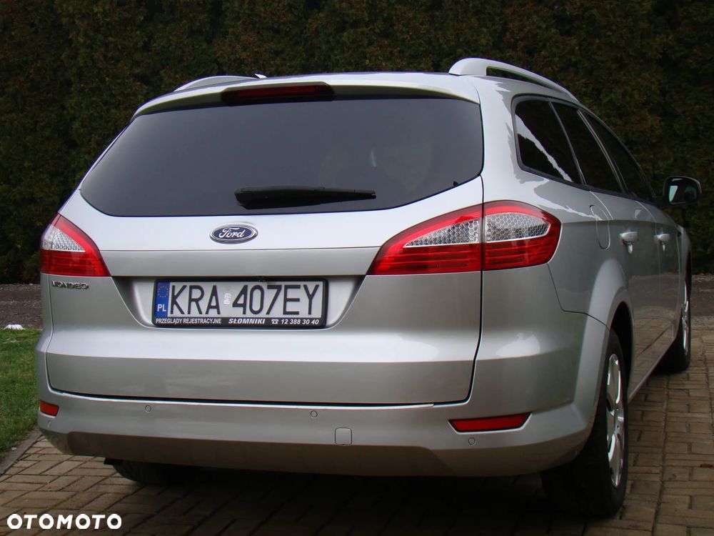 Ford Mondeo - 8